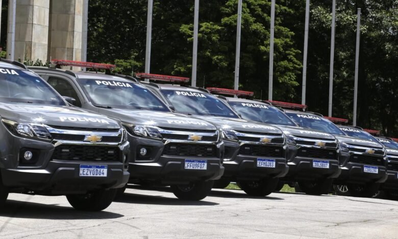 Polícia Militar recebe viaturas blindadas