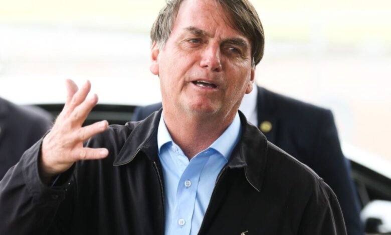 Bolsonaro comenta sobre o fechamento da Ford no Brasil