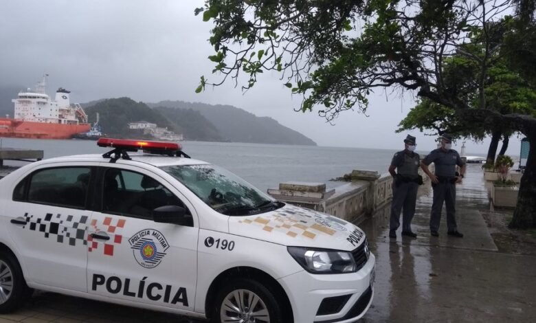 Ousadia: policial tem arma e celular furtados