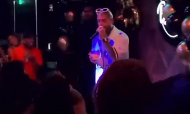 Show tem aglomeração e pessoas sem máscara em Praia Grande