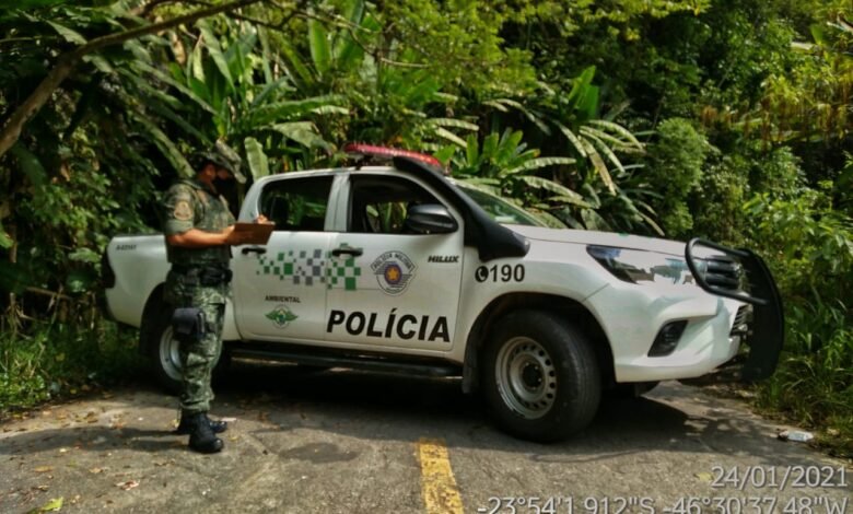 Grupo entra sem autorização em parque e é autuado pela PMA