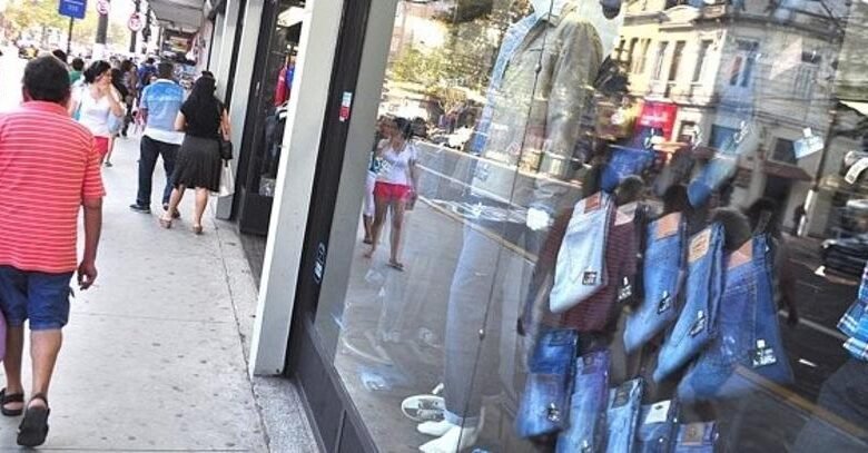 Bares e restaurantes de Santos podem ser isentos do IPTU