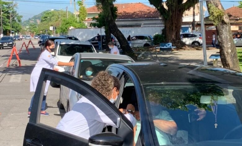 Vacina para idosos entre 80 e 84 é antecipada