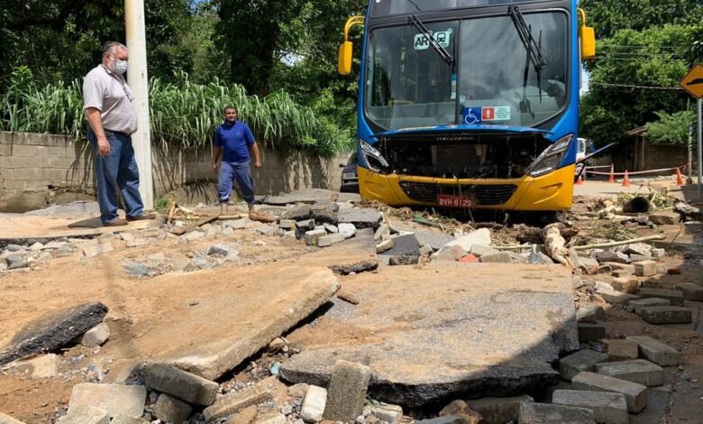 Ilhabela vive um caos com temporal