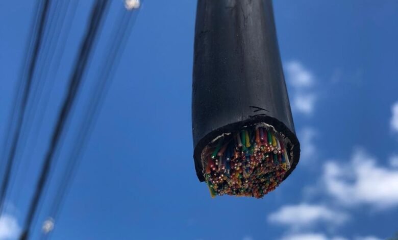 Funcionário de companhia de luz é preso em Santos