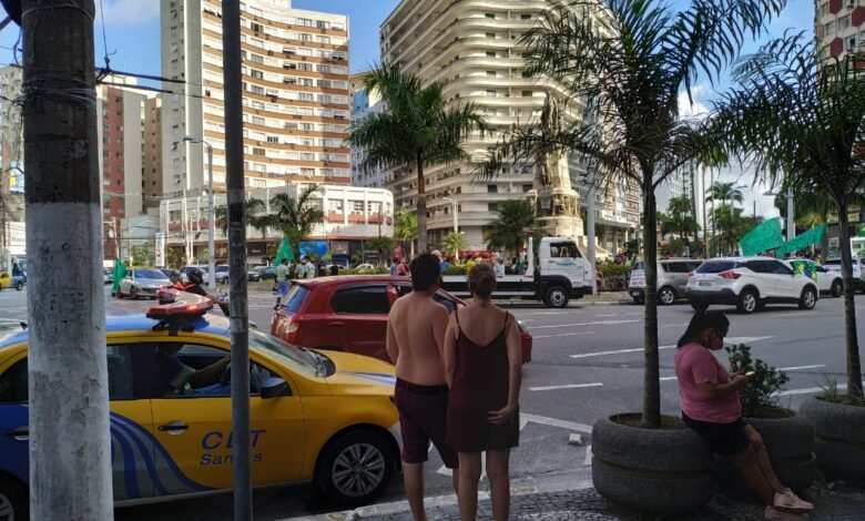Comerciantes protestam em Santos