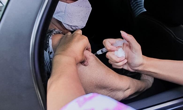 Shopping é usado para vacina contra Covid-19