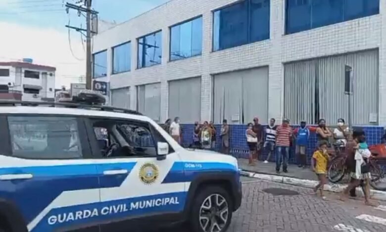 Jornalista sofre ameaça durante transmissão nas redes sociais