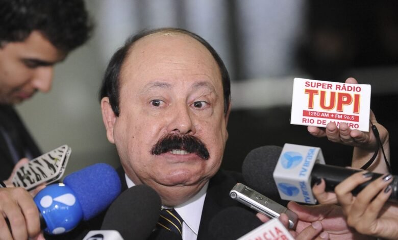 Morreu na noite desta sexta-feira (23) o fundador e presidente nacional do Partido Renovador Trabalhista Brasileiro (PRTB), Levy Fidelix.