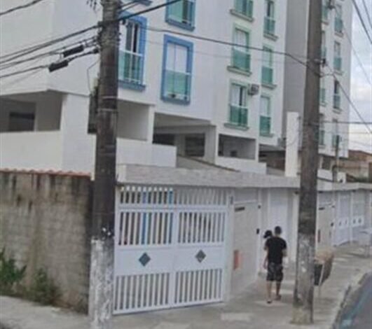 Prédio residencial nos Estados Unidos desaba