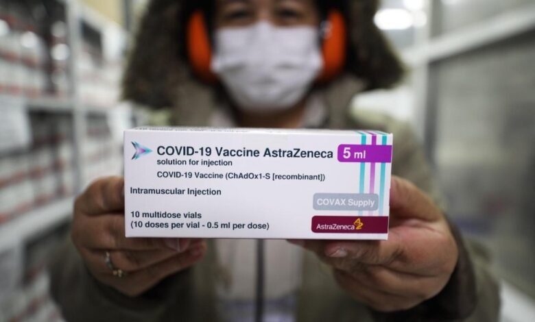 Coquetel da AstraZeneca é esperança contra novos casos e mortes por coronavírus