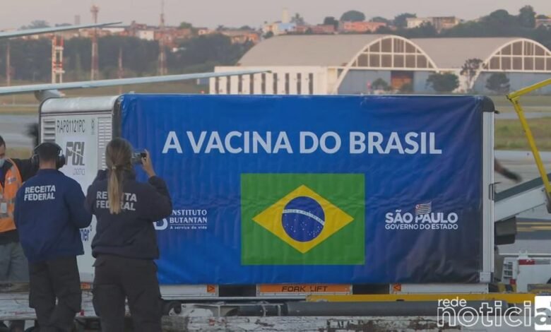 Insumo da CoronaVac chega a São Paulo