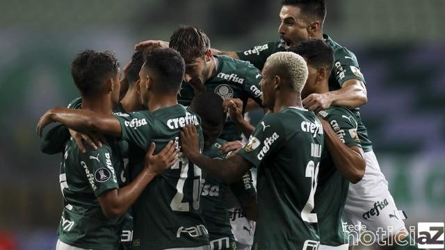 Palmeiras dá show e garante liderança na Libertadores da América