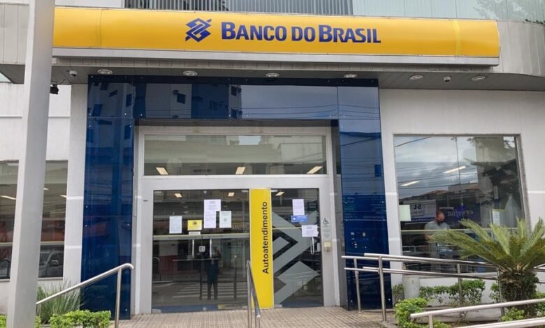 Agências bancárias de Caraguatatuba são fechadas após casos de Covid