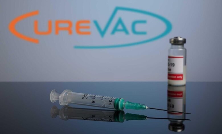A empresa de biotecnologia alemã CureVac NV informou nessa quarta-feira (16) que sua vacina contra covid-19 foi só 47% eficaz em um teste de estágio