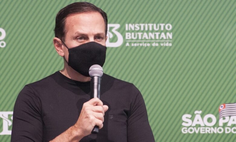 João Doria prevê toda população vacinada contra a Covid-19 até outubro