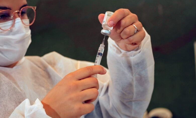 Santos registra mais de 40% da população vacinada em primeira dose