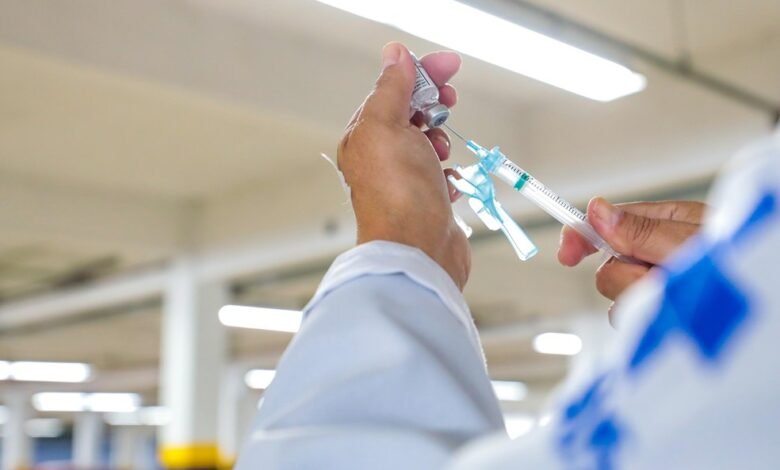 Diferente da Capital, a Baixada Santista evita a xepa da vacina