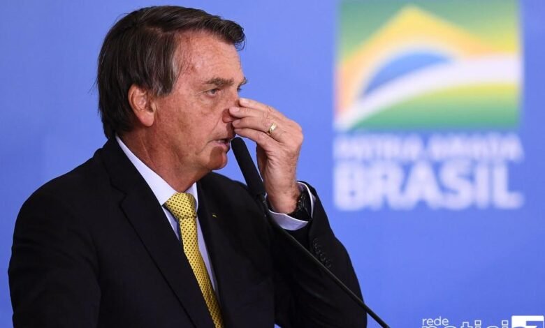 Datafolha: maioria defende impeachment contra Bolsonaro