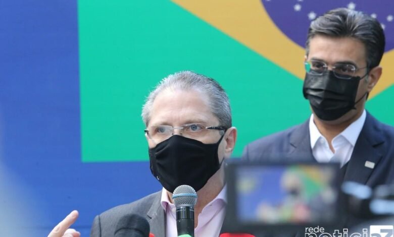 Governo de São Paulo diz que campanha da vacina contra a Covid-19 será anual