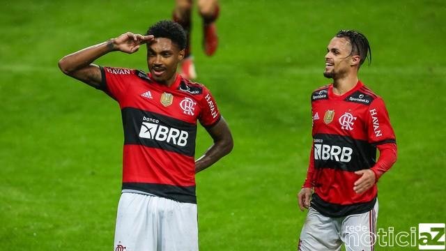Copa do Brasil: Flamengo goleia o Grêmio em Porto Alegre, mesmo com um a menos