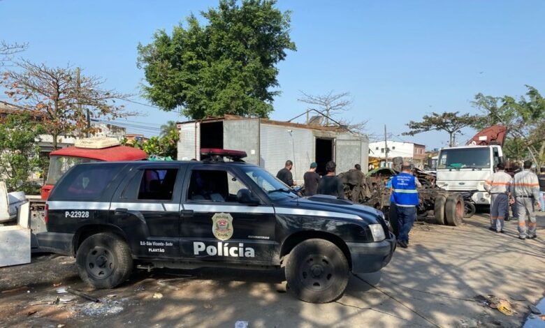 Ferros-velhos de São Vicente são fiscalizados e tem multa aplicada de R$ 48 mil
