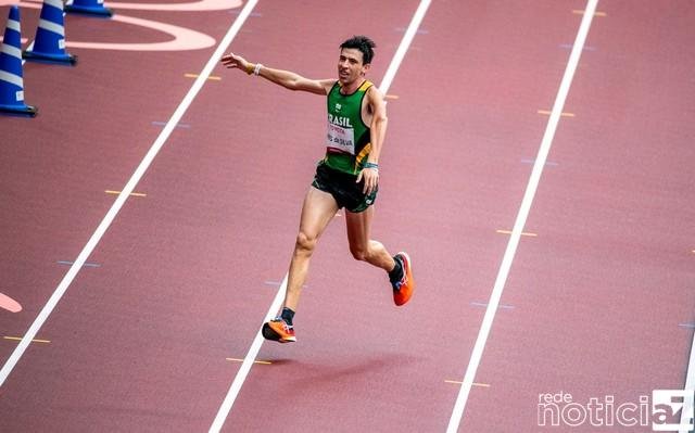 Brasil encerra participação nas Paralimpíadas com prata na maratona