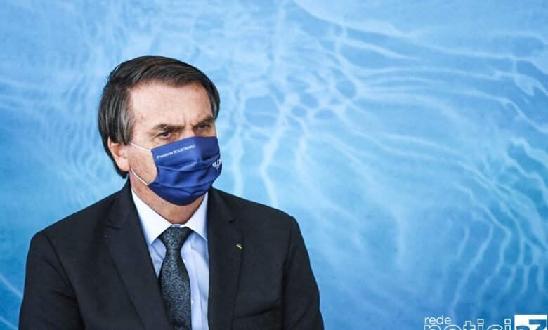 Planalto informa que Bolsonaro é testado contra a Covid-19 e o resultado é negativo