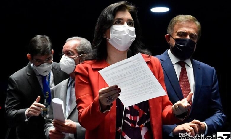 PEC da reforma eleitoral sem coligações é aprovada em 2º turno no Senado
