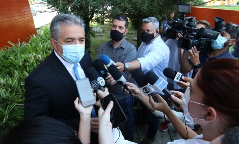 Prefeito de Guarujá é intimado pela Câmara para se manifestar sobre impeachment