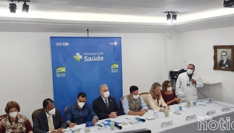 Acordo para a compra de 100 milões de doses da Pfizer é assinado pelo Ministério da Saúde