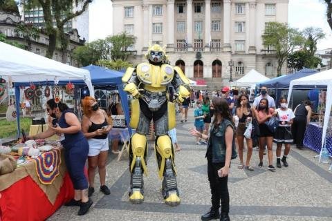 Centro de Santos é tomado pela cultura geek