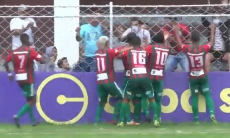 Portuguesa Santista é guerreira, vence de virada e elimina o CRB da Copinha