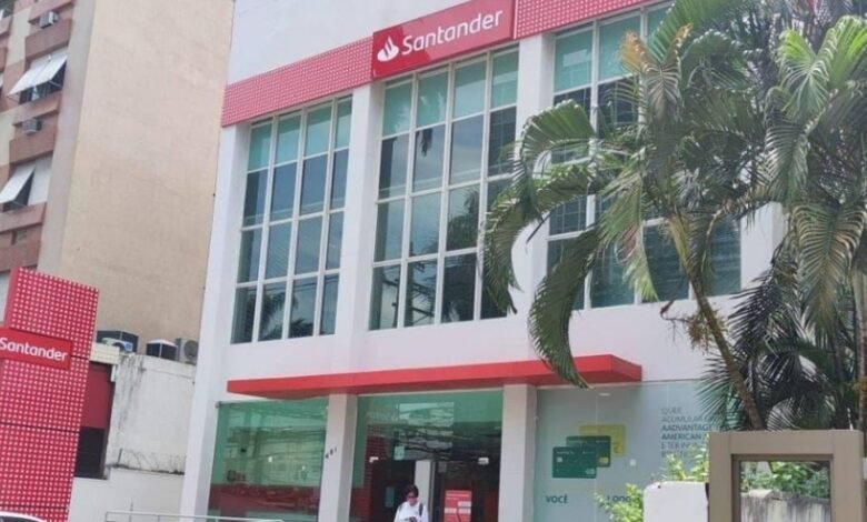 Casos de Covid-19 forçam fechamentos de agências bancárias