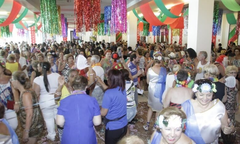 Bailes de Carnaval em clubes e casas noturnas só vão acontecer com autorização da Prefeitura de Santos