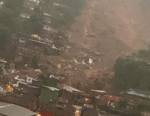 VÍDEO - Temporal devasta Petrópolis e deixa 80 mortos