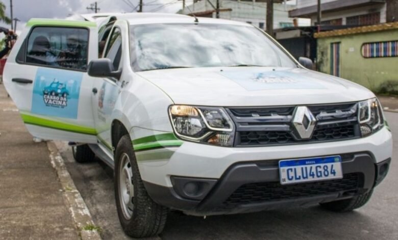 O "Carro da Vacina" vai atrás das crianças para imunizar contra a Covid em São Vicente