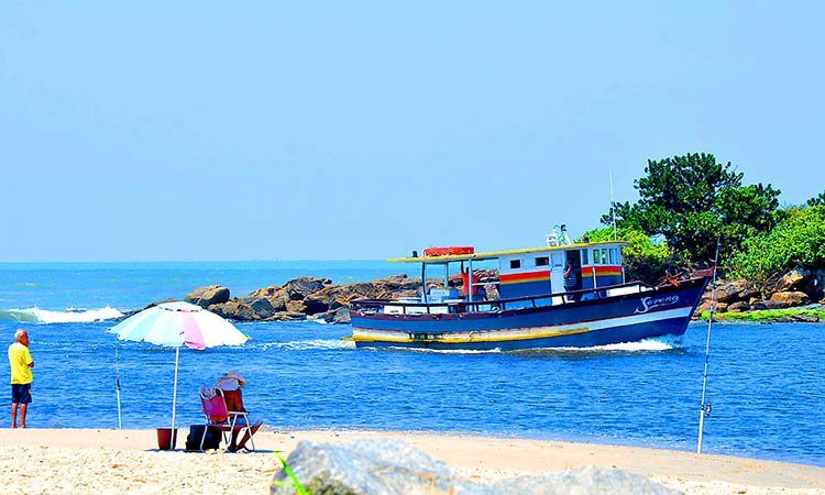 Coleta de lixo no mar pode render pagamentos em cidades do Litoral
