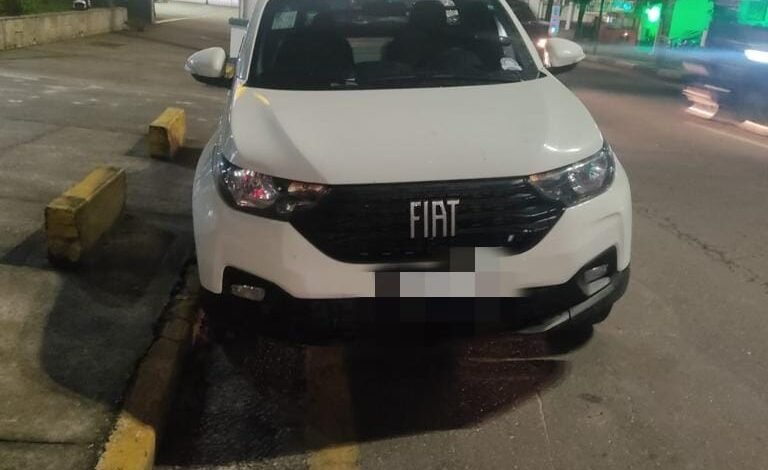 Criminoso é preso com carro roubado em Guarujá