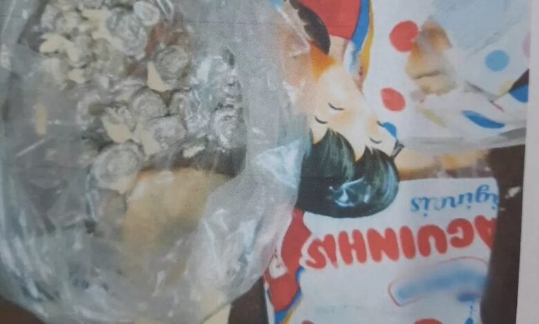 Mulher é presa ao tentar enviar droga a filho na cadeia