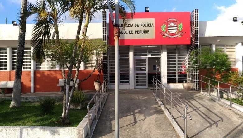 Procurados pela Justiça são presos em Peruíbe