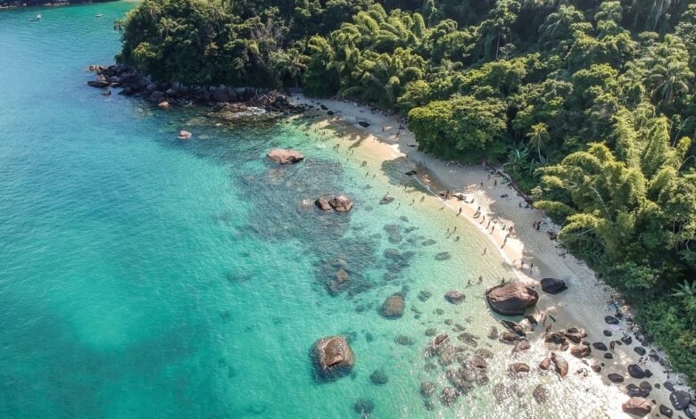 Cidade de Ubatuba passará a cobrar taxa de turistas em Junho