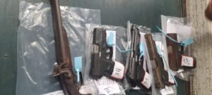 50 armas de fogo são destruídas pela Polícia e Exército