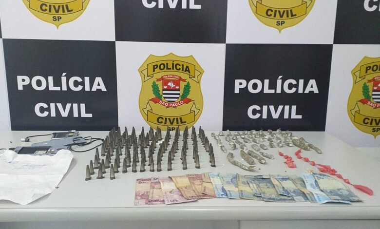 Polícia prende homem que traficava próximo a escola municipal