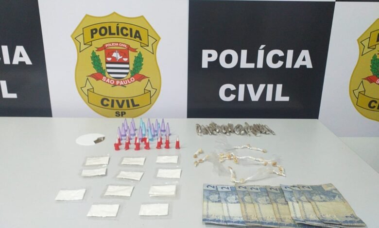 Dupla é presa em flagrante por tráfico de drogas em Praia Grande