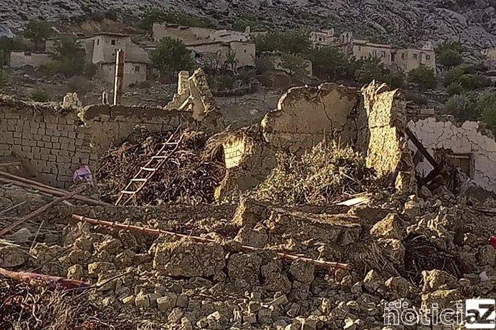 Terremoto causa a morte de mais de mil pessoas no Afeganistão