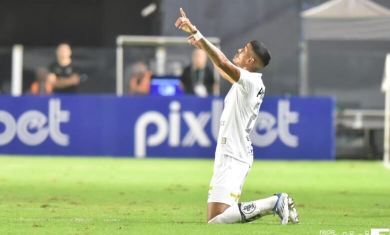 Santos vence Atlético-GO