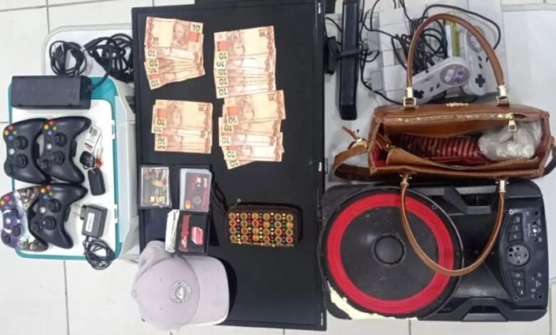 Carro e produtos roubados em Praia Grande são recuperados