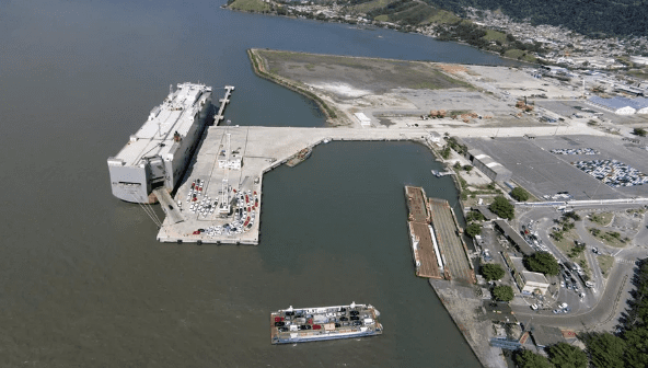 Operações no Porto de São Sebastião são liberadas após suspensão do Ibama
