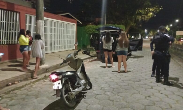 Romu captura indivíduo por roubo na Enseada